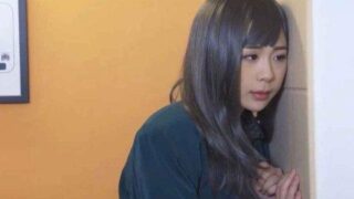 Cô em xinh đẹp lén lút nhìn trộm anh đóng sex và cái kết
